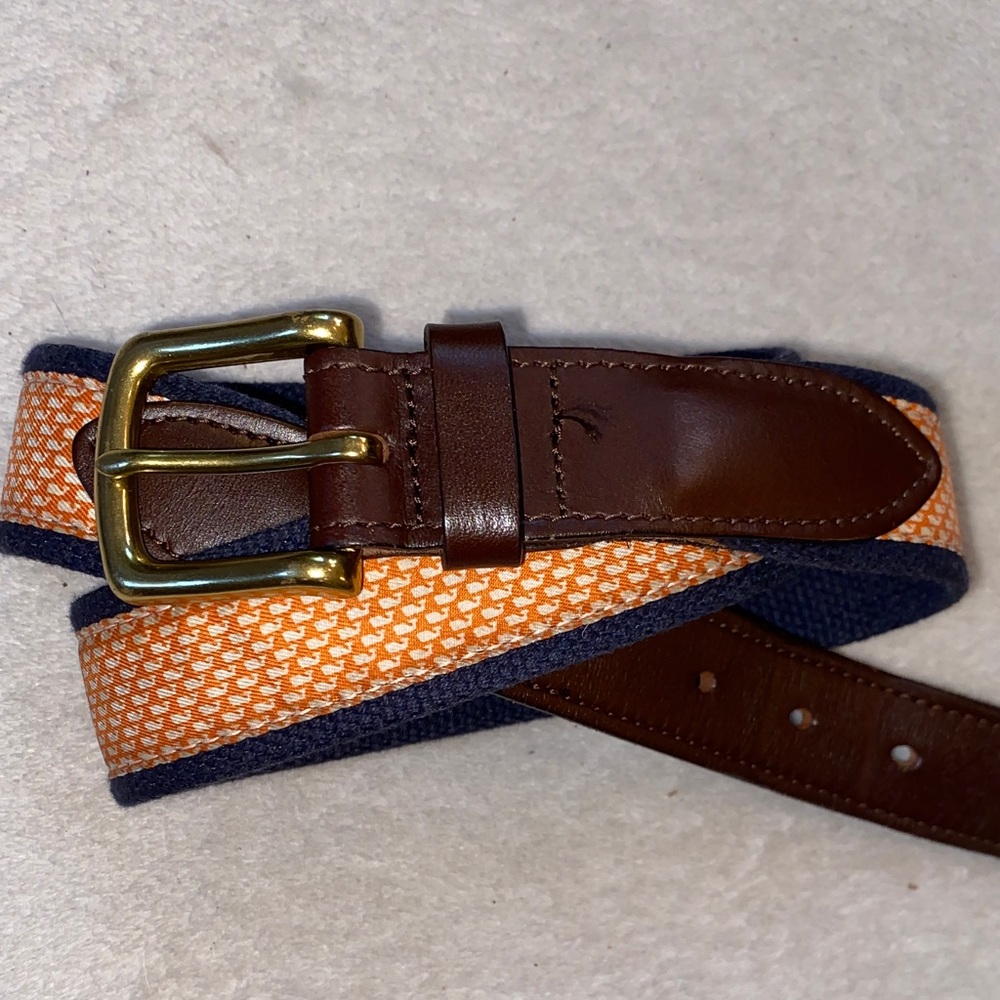 Vineyard Vines orange white whale navy canvas brass buckle leather accent belt